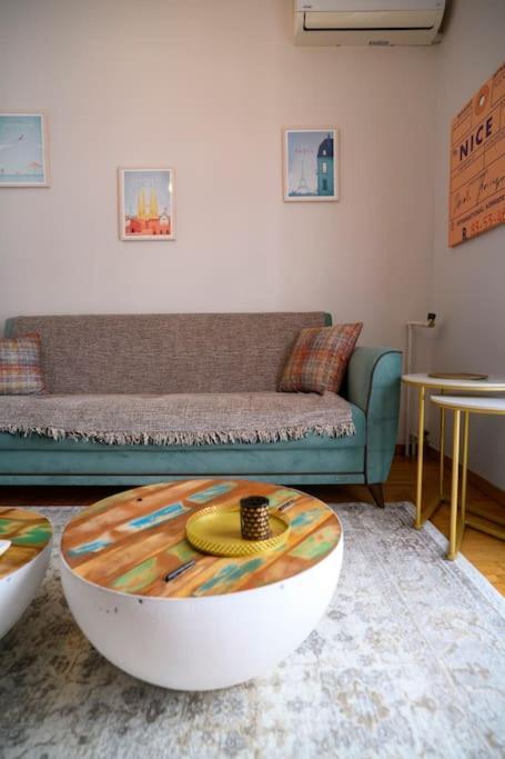 Bluexenia 1 Bedroom Retro Luxury Афины Экстерьер фото